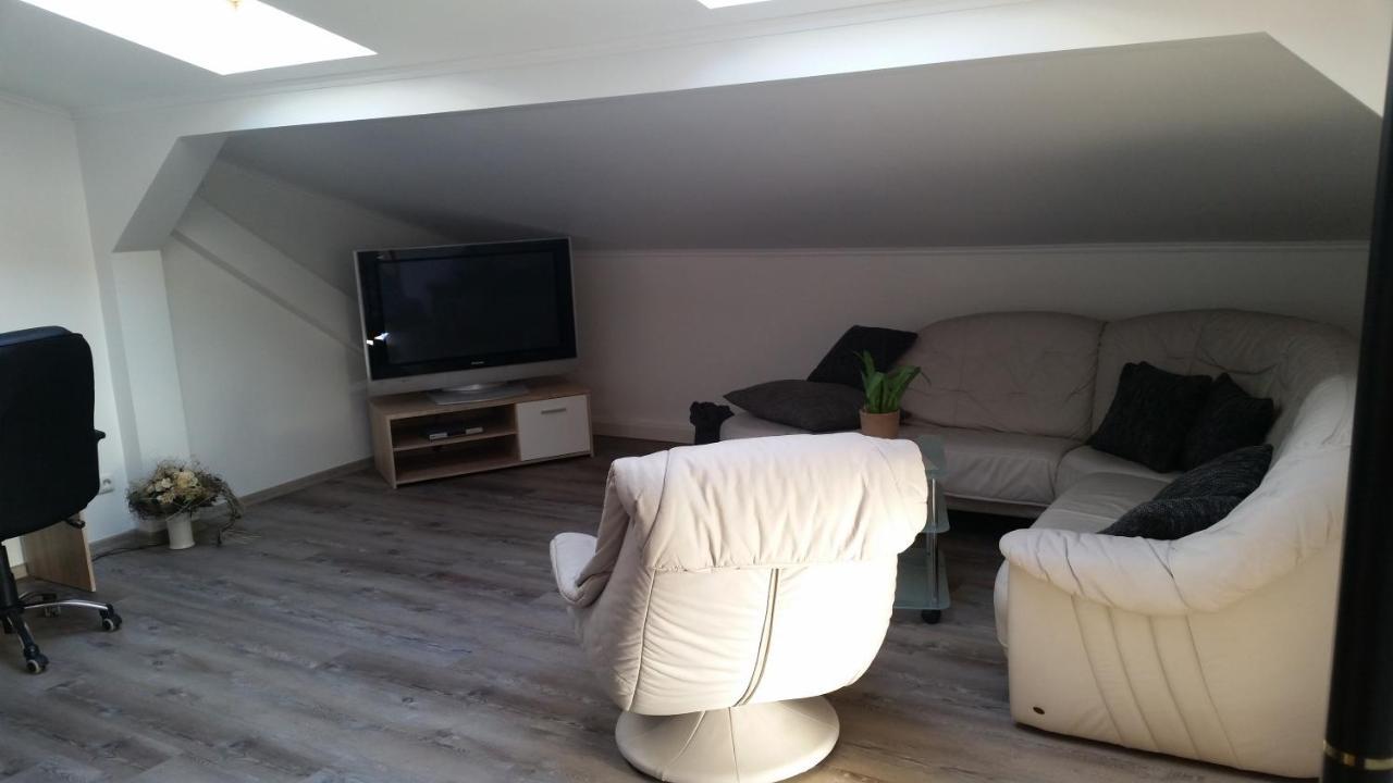 Ferienwohnung "Burgblick" An der Schmucke Exterior photo