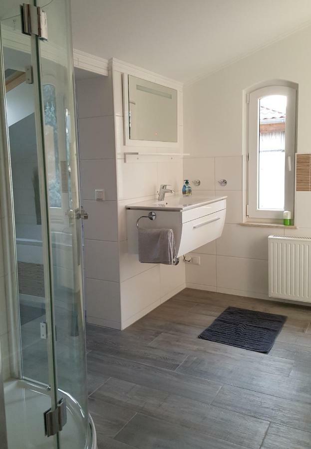 Ferienwohnung "Burgblick" An der Schmucke Exterior photo